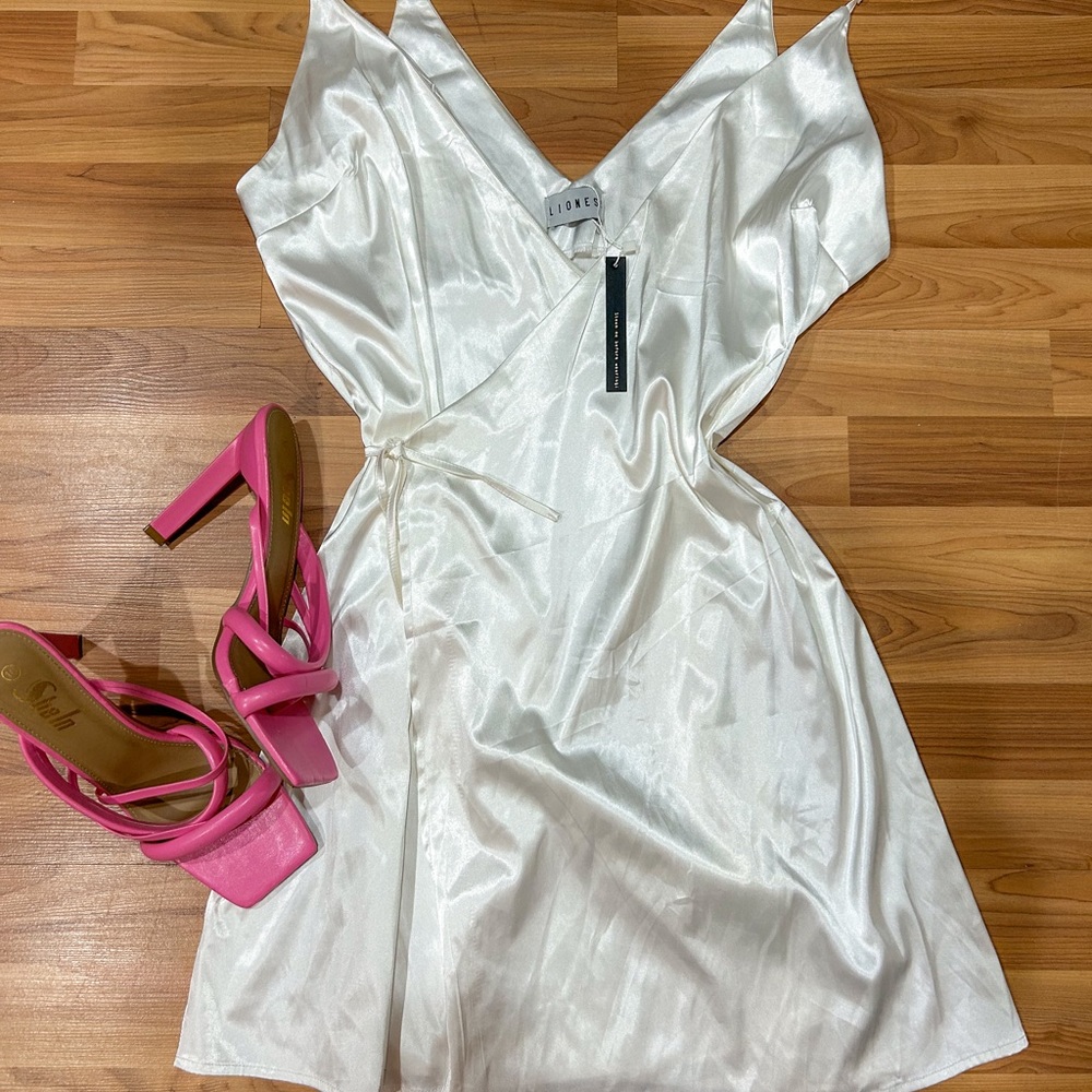 Lioness NWT White Satin Wrap Dress